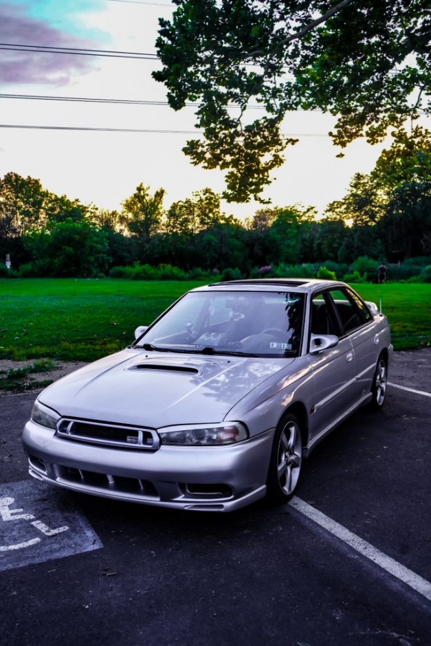 Dominick Phillips's 1999 Legacy GT 2.5gt