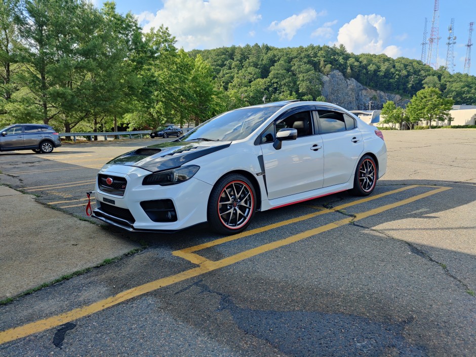 Yunior M's 2016 Impreza WRX STI Limited