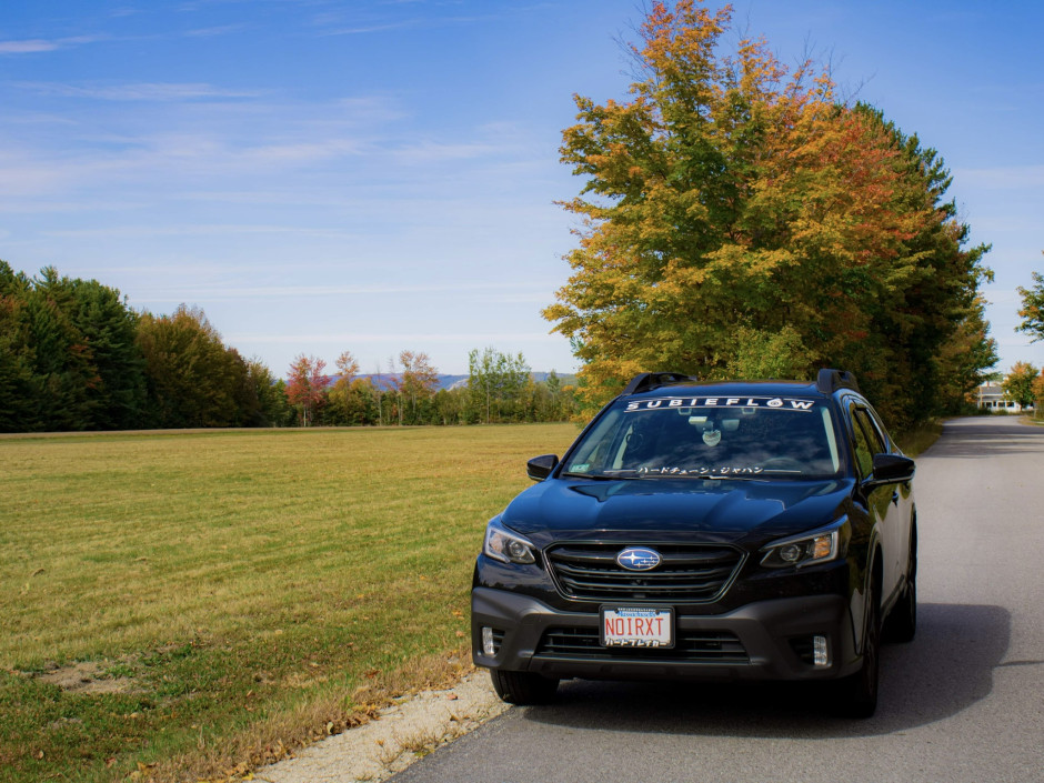 Danielle C's 2022 Outback Onyx Edition XT