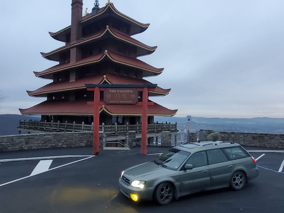 Nicholas Ferrara's 2004 Outback H6-3.0 LL Bean