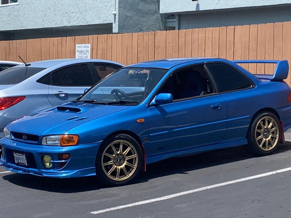 Michael  Rivera 's 2001 Impreza EJ 20G