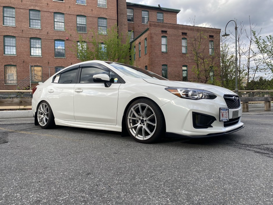 Travis T's 2019 Impreza 2.0I sport