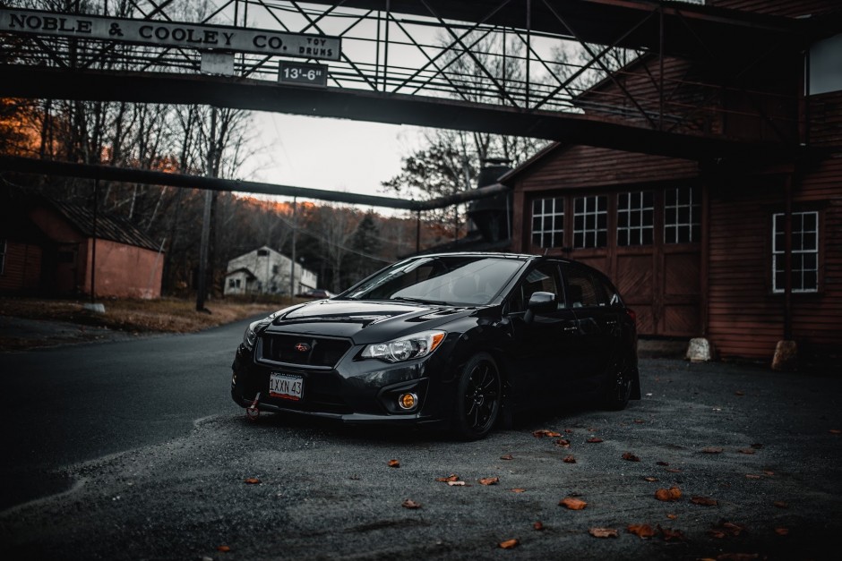 Henna  Carr's 2014 Impreza Limited hatchback