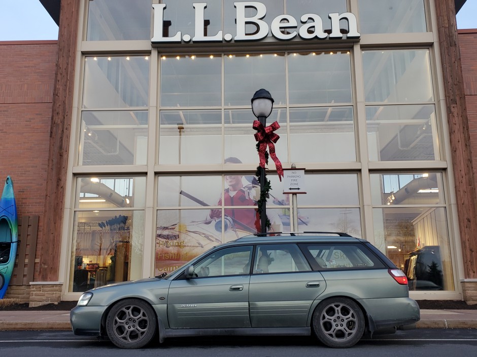 Nicholas Ferrara's 2004 Outback H6-3.0 LL Bean