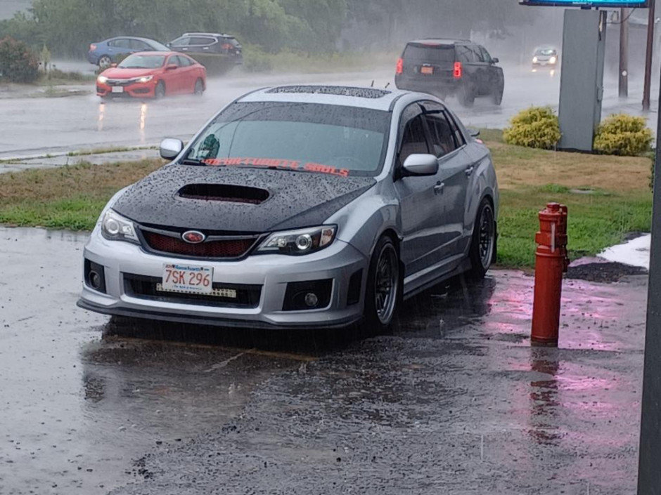 Raul  Burgos 's 2014 Impreza WRX Base 2.5 Turbo 