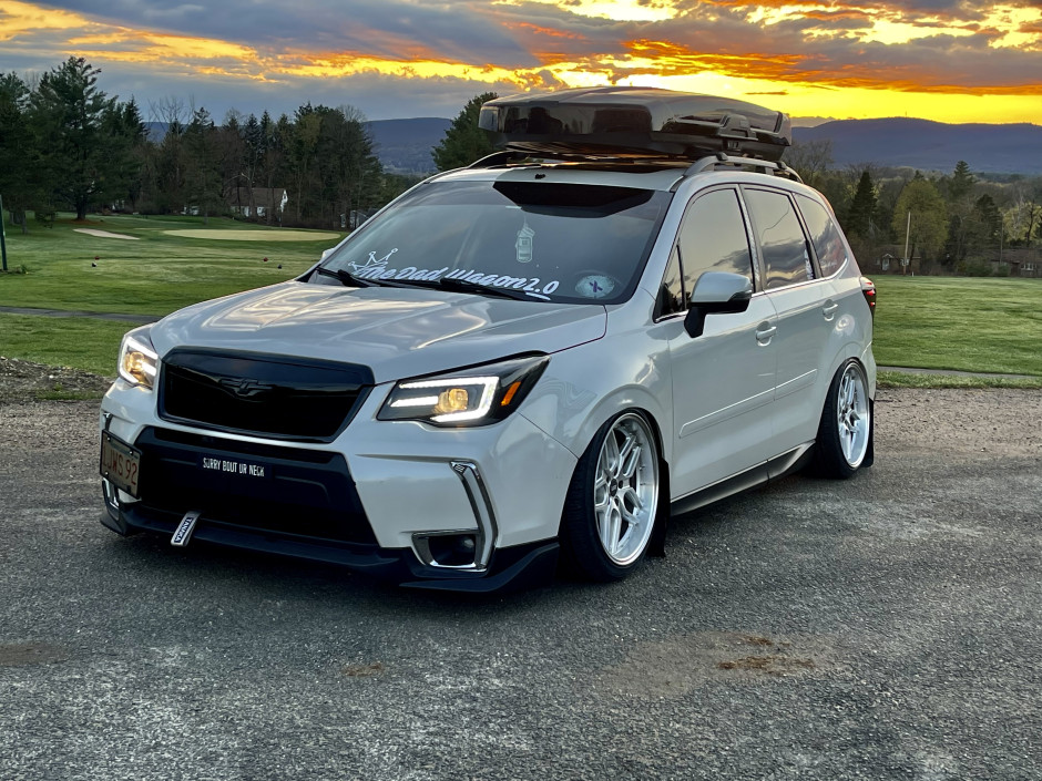 Brandon Pettit's 2014 Forester 2.0 xt touring 