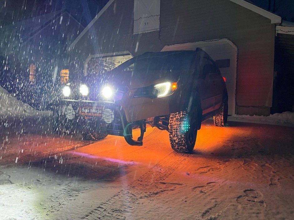 Riki N's 2013 Crosstrek Premium Lift and STI