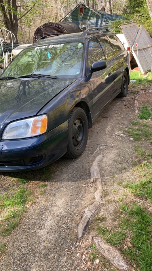 Brandon D's 2001 Legacy L wagon 