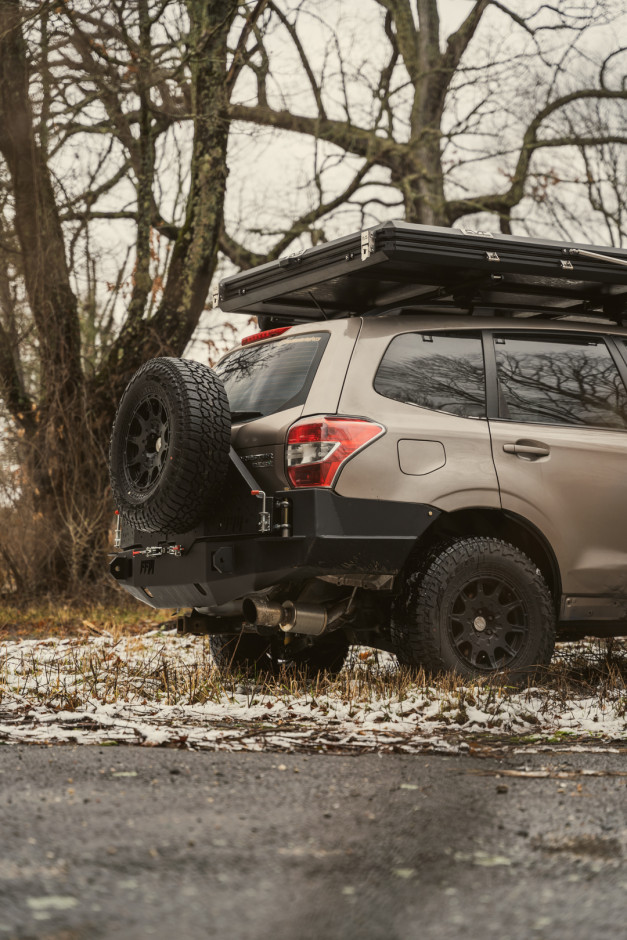 Sam Epstein 's 2015 Forester 2.5i