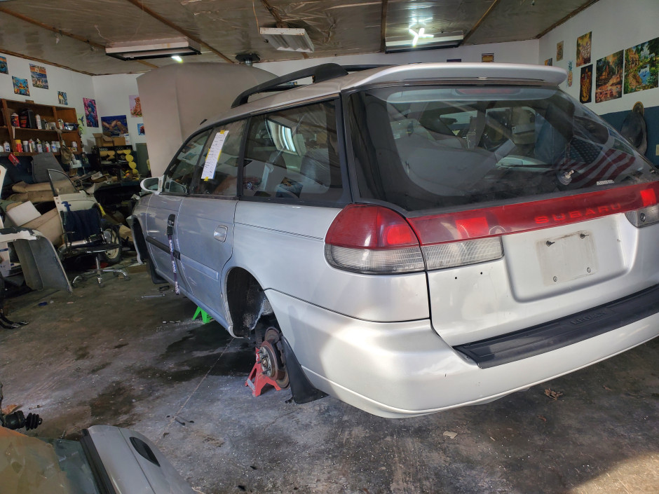 Justin Court's 1998 Legacy GT-B