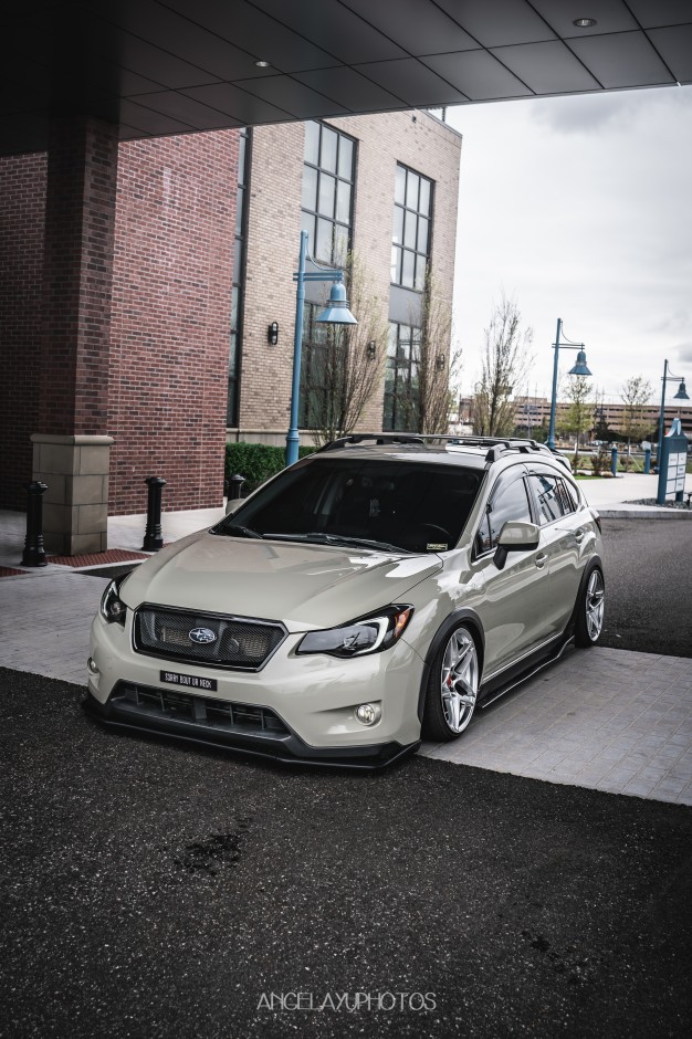 Aisaiah Rodriguez's 2013 Crosstrek Premium, 5spd 