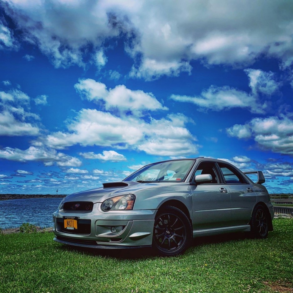 Hector G's 2005 Impreza WRX STI Premium