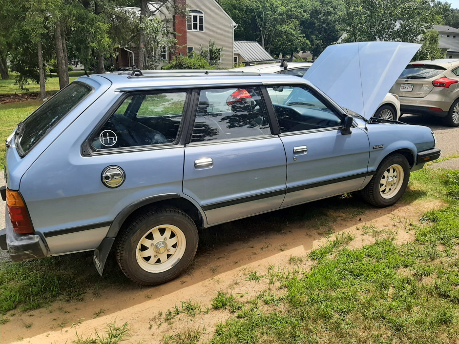 Mark and Anna Fowler's 1984 DL/GL GL Wagon, Dual Range