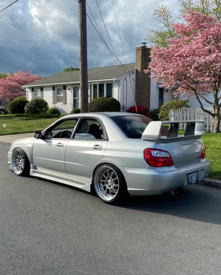 Nathan Bettencourt 's 2005 Impreza WRX STI 2.5 L turbo