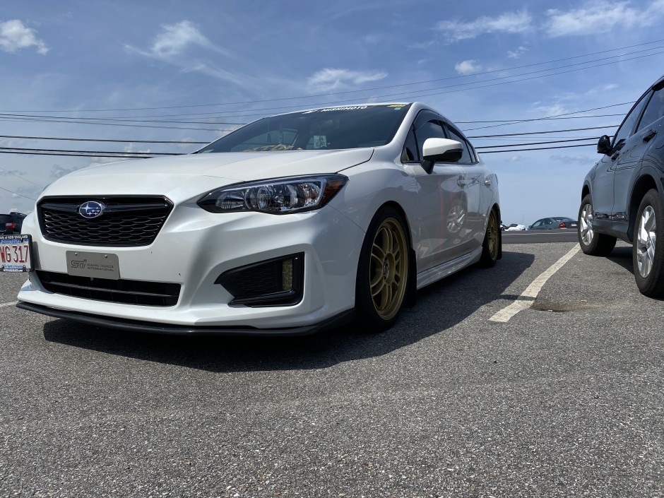 Travis T's 2019 Impreza 2.0I sport