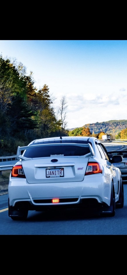 Justin Weeks's 2011 Impreza WRX STI Limited 