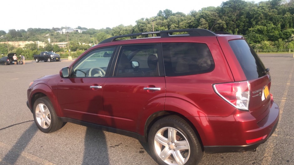 Courtney S's 2010 Forester 2.5X premium 