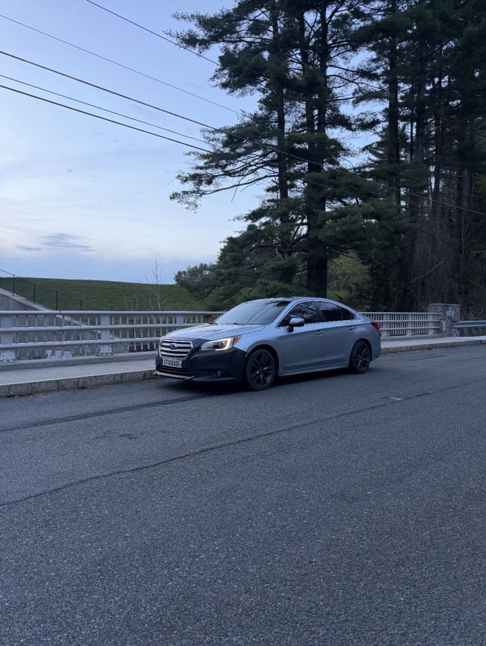 Nathan Crossman's 2016 Legacy 2.5i Limited
