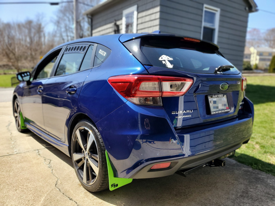 Alexis  M's 2017 Impreza Sport 5 door hatch