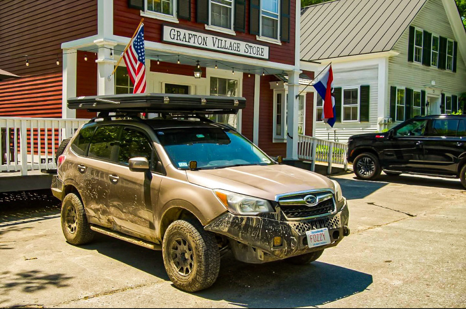 Sam Epstein 's 2015 Forester 2.5i