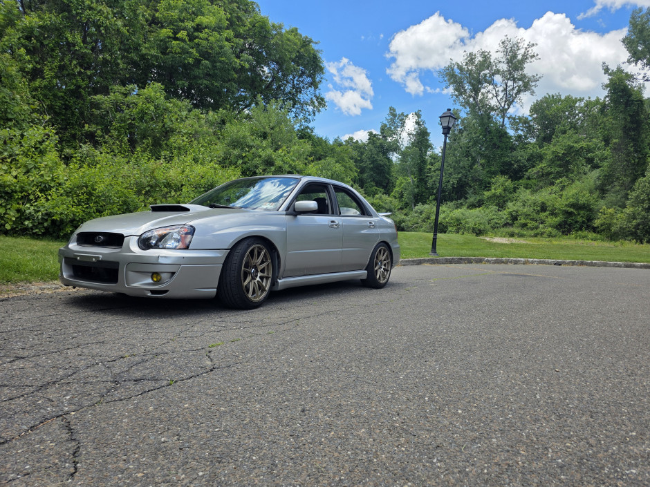Robert  D's 2005 Impreza WRX