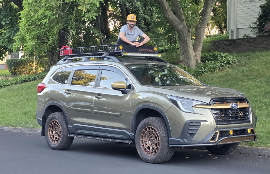 Hamza M's 2024 Ascent Premium