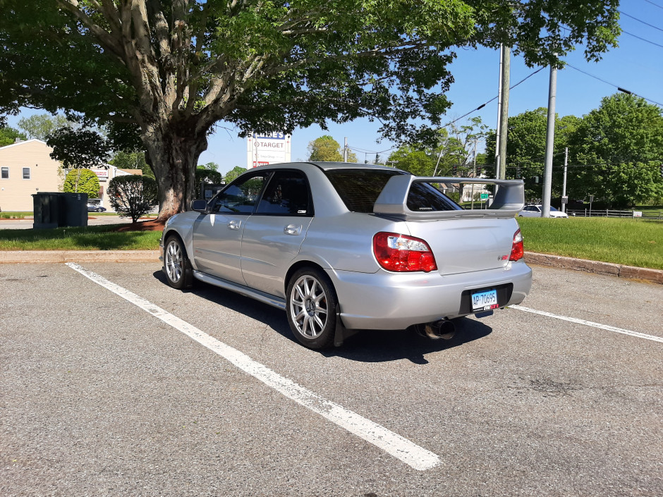 Matthew Dasilva's 2005 Impreza STi 