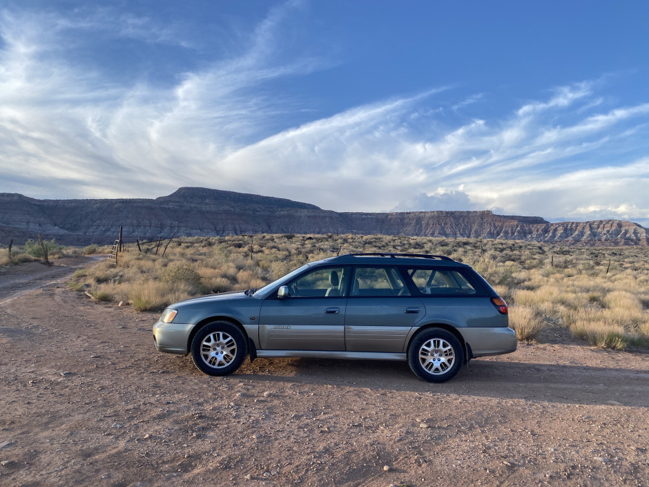 Will C's 2002 Outback H6 3.0 L.L. Bean Edi