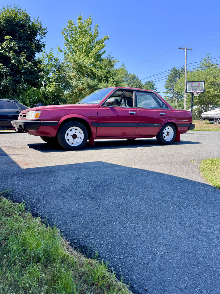 Josh Tanner's 1992 Loyale 