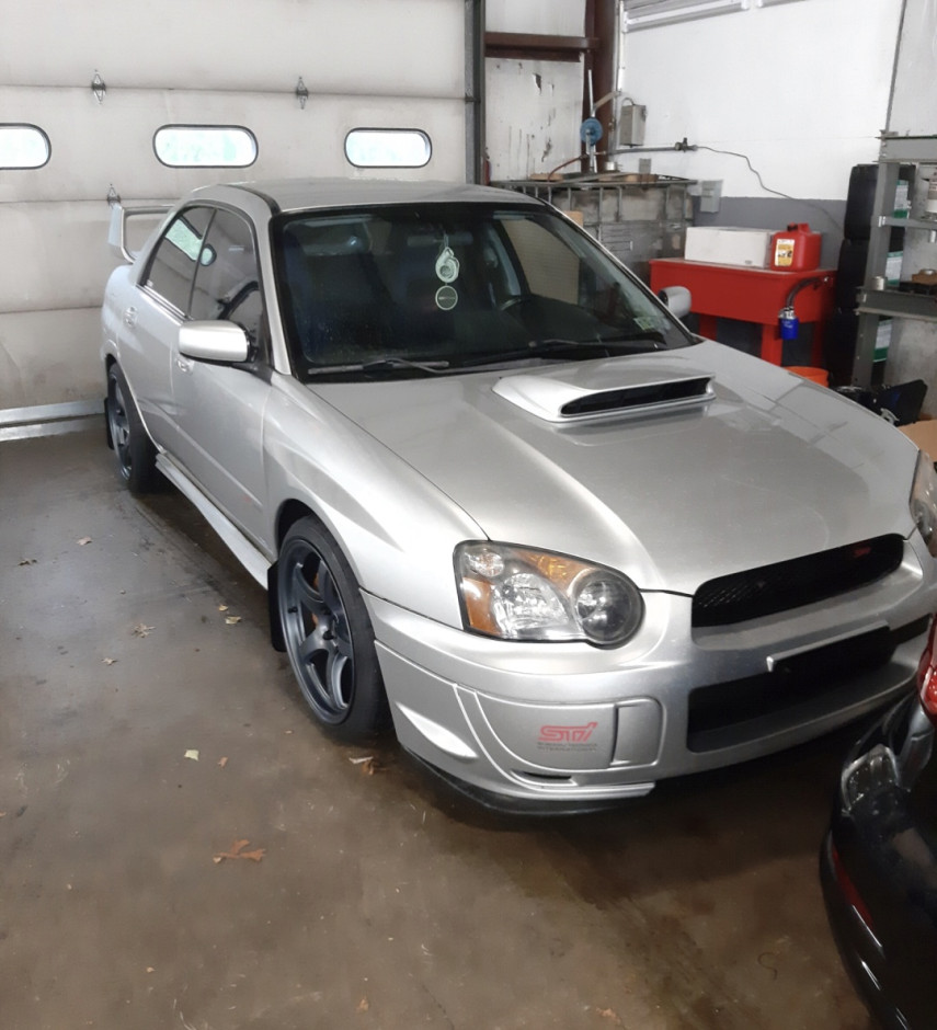 Matthew Dasilva's 2005 Impreza STi 