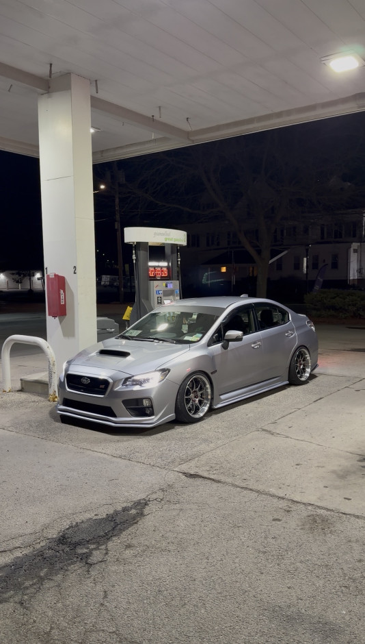 Mikey B's 2017 WRX STI wingless trunk