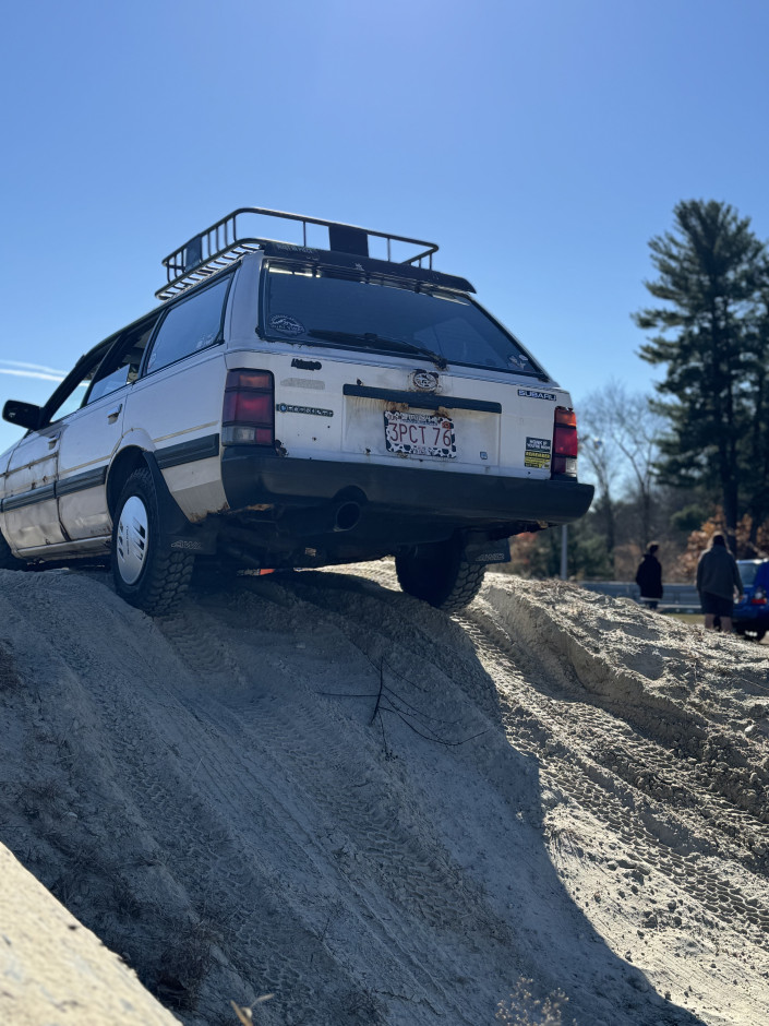 ethan chaffee's 1992 Loyale GL