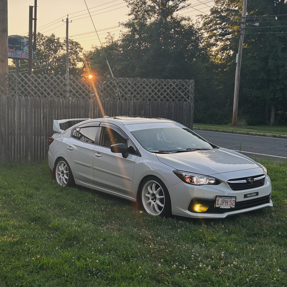 Xander F's 2022 Impreza Premium