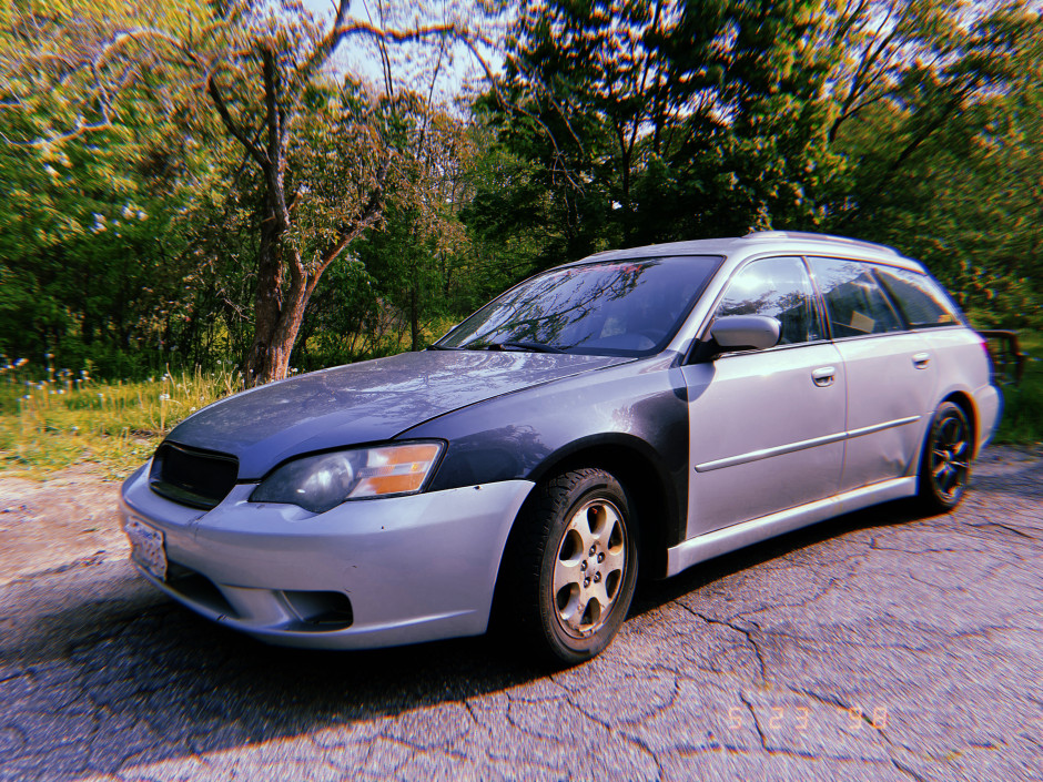 Amber March's 2005 Legacy 2.5i wagon