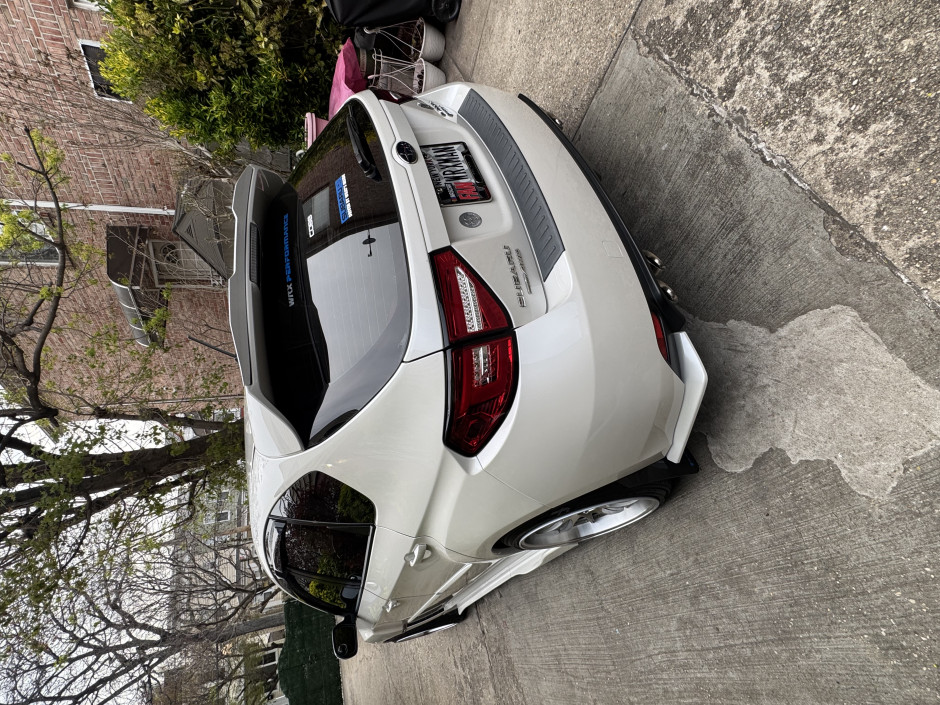 Marlon  V's 2011 Impreza WRX Premium 