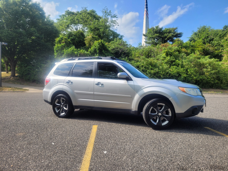 Scott F's 2009 Forester XT Limited 