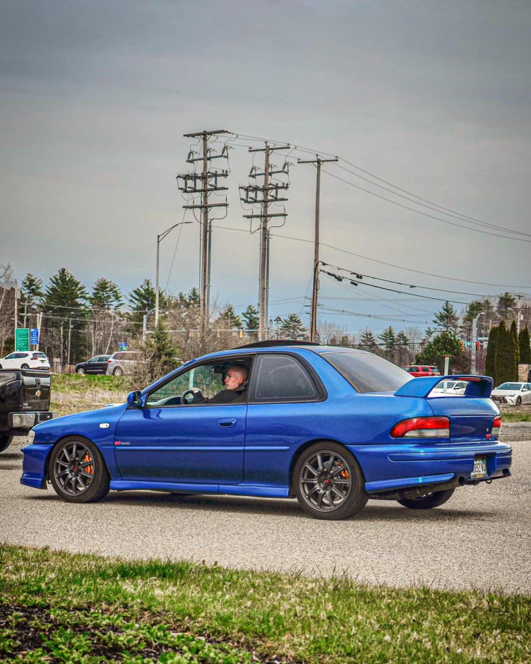 Robert Edwards 's 2000 Impreza 2.5RS