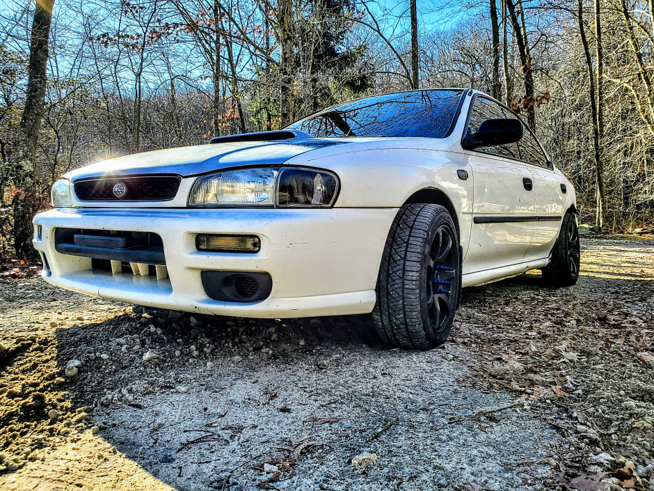 Hannah H's 1998 Impreza L