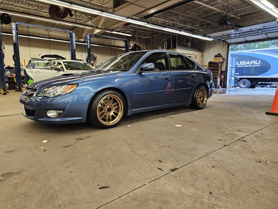 Matthew  Brito's 2008 Legacy Gt limited 