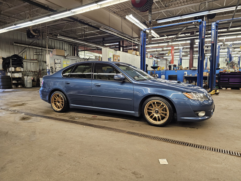 Matthew  Brito's 2008 Legacy Gt limited 