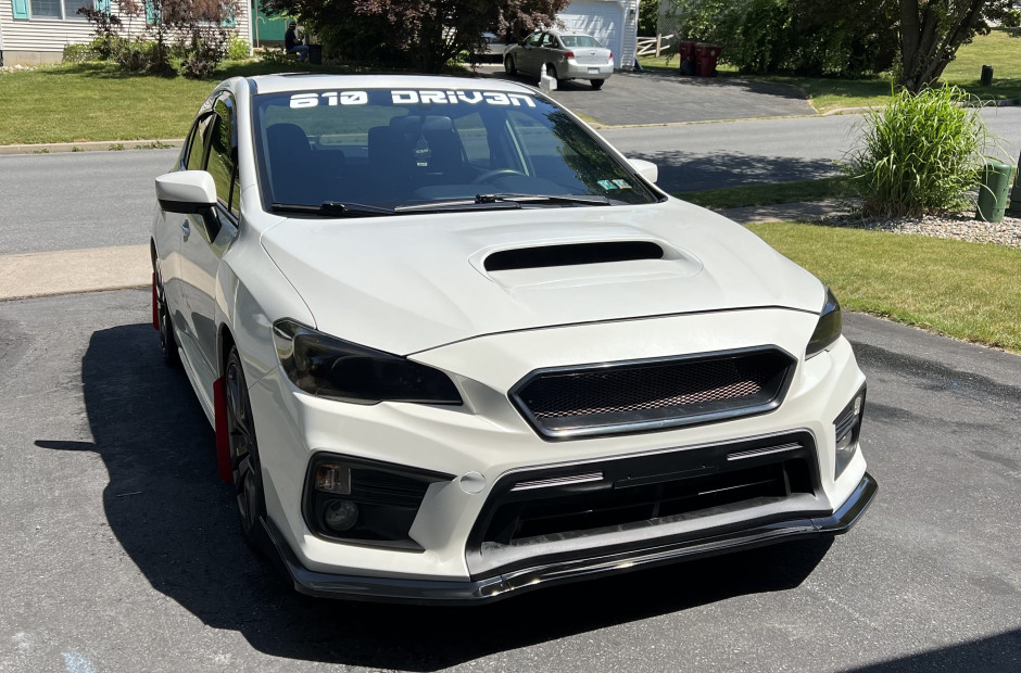 Xavier Mertola's 2016 Impreza WRX Limitied