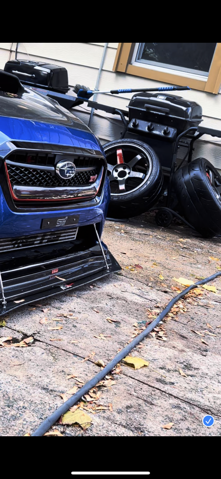 Domingo  E's 2017 WRX STI Limited Authentic Varis Rear Bumper, SideSkirts, Front Fenders, wing, and rear diffuser.