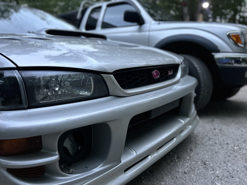 Andrew Z's 1999 Impreza L