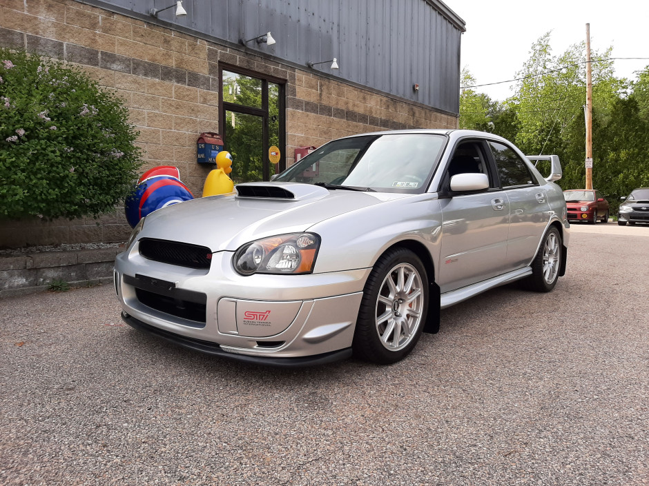 Matthew Dasilva's 2005 Impreza STi 