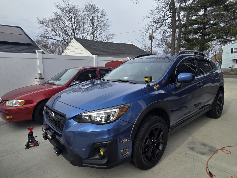 Natalia G's 2018 Crosstrek Limited Luces adicionales y expansiones de rueda