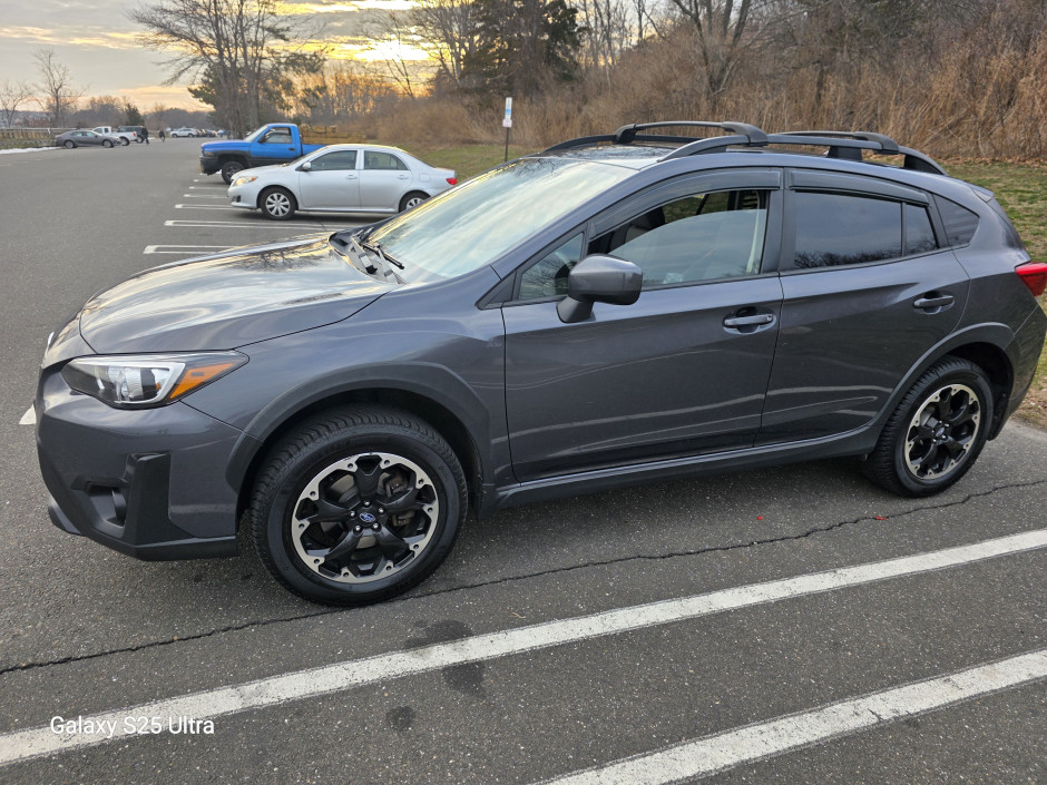 William L's 2021 Crosstrek Premium 6 speed manual transmission