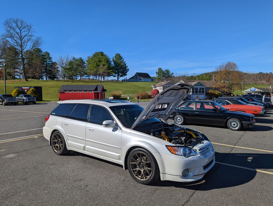 Taylor K's 2009 Outback 2.5 XT Limited