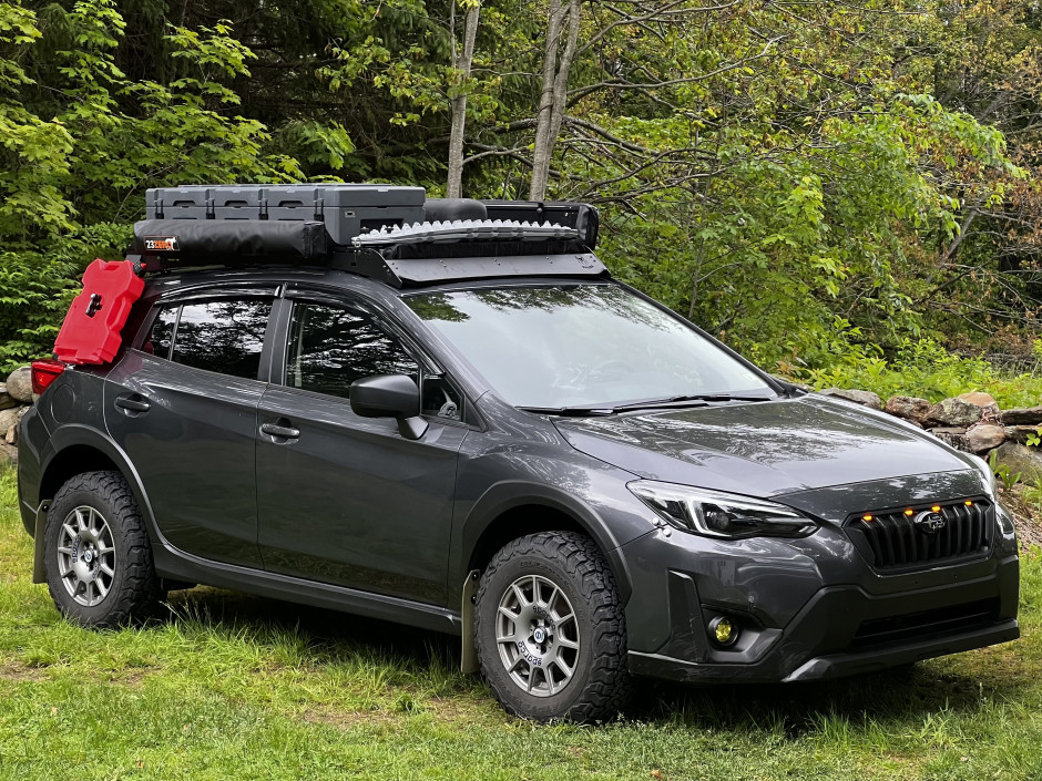 Chaz T's 2022 Crosstrek Base 6MT