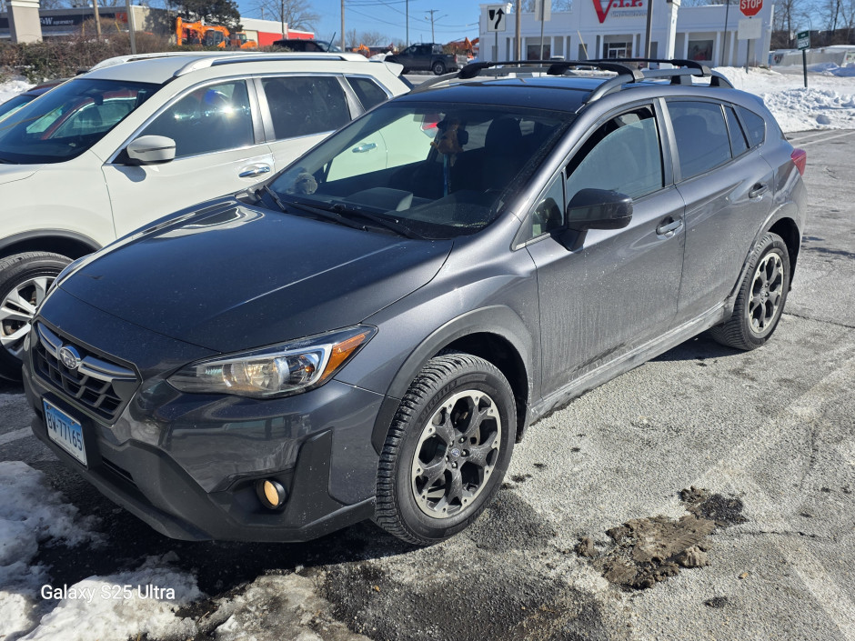 William L's 2021 Crosstrek Premium 6 speed manual transmission