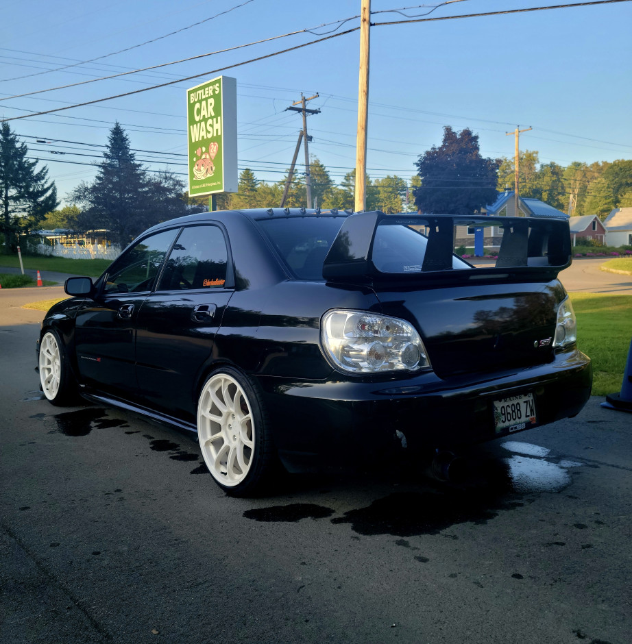 Hunter D's 2004 Impreza WRX STI 